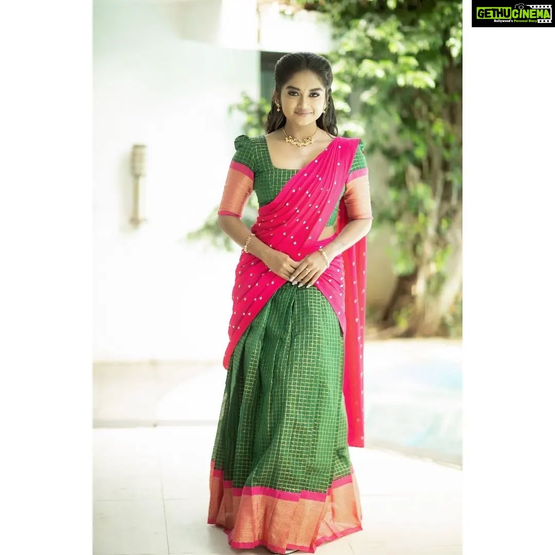 Preethi Sharma Instagram - Diwali Special Artist Preethi Sharma Latest Photoshoot Artist - @preethi__sharma__official Costumes - @ivalinmabia Photographer - @camerasenthil Makeup - @makeover_by_miga Hair - @mani_stylist_ Shoot Organized by @rrajeshananda
