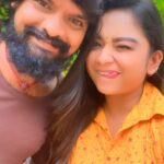 Preethi Sharma Instagram - Fun mode with @indran_actor 😍 #malarkatterumbucombo🤟🏼 #malar #suntvserial #3pm #preelovesyou☮️ Chennai, India