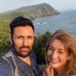 Preeti Jhangiani Instagram - Time flies ( and hair ) when you’re having fun! #goa #goatravels #caboderamafort
