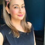 Preeti Jhangiani Instagram - Happy #wednesday Try to make it as bright and happy as you can! #wednesdayvibes Hairband - @waikiki_india @nishasainani