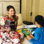 Preeti Jhangiani Instagram - Finally have time to read that book! Thank you @souvenirstoystore for all the entertaining and educational toys! Whatsapp on : 9833648353 to order! #lego #legos #toys #toystore #mumbai #homedelivery