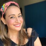 Preeti Jhangiani Instagram - Happy #wednesday Try to make it as bright and happy as you can! #wednesdayvibes Hairband - @waikiki_india @nishasainani