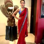 Preeti Jhangiani Instagram - Ready to dance in @jerrydsouza6486 Handmade jhumkis by @swaravbyswatiandravi