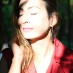 Preeti Jhangiani Instagram - Always catch the light Photo courtesy : @sabadphotovideo Camera Courtesy: @nikonindiaofficial #nikon #nikonz6 #nikonphotography #light #catchthelight #shadowplay Goa