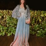 Preeti Jhangiani Instagram - Ready for #cocktails at the fabulous Drift beach bar and grill @icfujairah @wsengage Outfit by @geishadesigns Jewellery by @hemakhasturilabel Clutch by @thelittleshopbymegha Styled by @gentleman_gaga Picture courtesy @magicmotionmedia #intercontinentallife #weddingsutraengage #wsengage #cocktaildress #cocktailstyle InterContinental Fujairah Resort