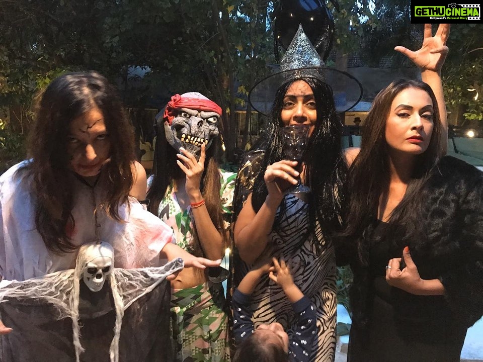 Preeti Jhangiani Instagram - Halloween 👻 nights #halloween Aswem Beach, Goa