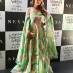 Preeti Jhangiani Instagram – At the @lakmefashionwk for @narayanjewels wearing their beautiful designs 
Outfit by @geishadesigns 
Clutch by @thelittleshopbymegha 
Styled by @gentleman_gaga 
Hair by @eltonsteve 
#lakmefashionweek2019 #lakmefashionweek St. Regis Hotel