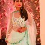 Preeti Jhangiani Instagram - Ready to dance the night away in @shrenahirawatofficial , stunning jewels by @satyanifinejewels , styled by @gentleman_gaga #saturdaynight #ethnicwear Mallu Farms