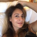 Preeti Jhangiani Instagram - Things to do this #sunday #sundayinbed