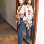 Preeti Jhangiani Instagram - #mirrormirroronthewall styled by @gentleman_gaga
