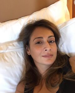 Preeti Jhangiani Instagram - Things to do this #sunday #sundayinbed
