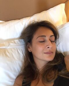 Preeti Jhangiani Instagram - Things to do this #sunday #sundayinbed