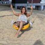 Preeti Jhangiani Instagram - Just a little reminder today to never forget the child in you ☺️ Swinging into #sunday #sundaysbelike #tyreswing #tiomanislands #malaysia #beachdays #beachfashion