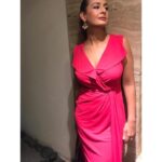 Preeti Jhangiani Instagram - Let’s start the #summer colours! #pink #fuchsia #hotpink #sunday Thank you @swaravbyswatiandravi for the beautiful earrings!