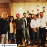 Preeti Jhangiani Instagram - #Repost @dabasparvin with @get_repost ・・・ The #Hostages dream team at the City of Dreams screening...Hostages is a truly special #webseries coming soon on @hotstarspecials @hotstar 🔥 honoured to be directed by #sudhirmishra sir and to be able to work with creative content genius @sameern