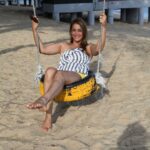 Preeti Jhangiani Instagram - Just a little reminder today to never forget the child in you ☺️ Swinging into #sunday #sundaysbelike #tyreswing #tiomanislands #malaysia #beachdays #beachfashion