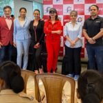 Preeti Jhangiani Instagram - What a fantastic initiative by @mumbaipolice and @ufcgymindia to train the women officials of Mumbai Police (Zone IX) by their Brazilian Master Coach Roger Almeida on self-defence. Was such a pleasure to congratulate and facilitate all the women officials of Mumbai Police Zone IX along with the fantastic @urmilamatondkarofficial and DCP Zone IX ,for their great contribution to the society at @ufcgymbandra Great initiative by @ajaymarwah @sanyogita_ramanan @istayakansari @pillai_natasha #mumbaipolice #ufcgym #womenofficers #maharashtrapolice #selfdefense
