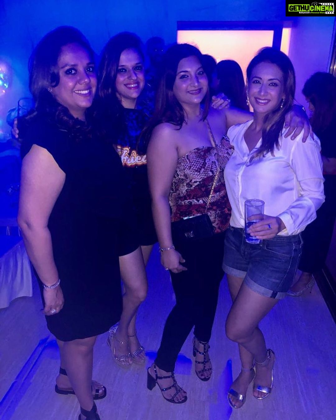 Preeti Jhangiani Instagram - Happy birthday to my oldest and dearest friend @poonamdamania ❤️ What a crazy party it was ! Here’s to many many more 🥂