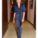 Preeti Jhangiani Instagram - Wake up everyday feeling #strong #powerful and #capable Thank you @kashmiraaofficial for this #powersuit ❤️ Earrings by my fav @hemakhasturilabel Styled by @gentleman_gaga