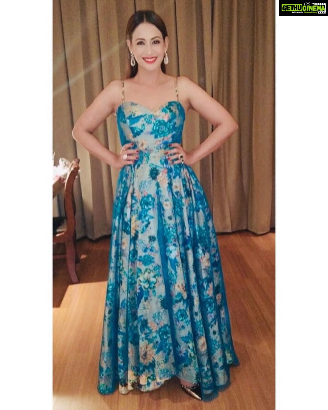 Preeti Jhangiani Instagram - Ready to judge Mrs Bihar and Jharkhand at #patna #aboutlastnight wearing @swati1475