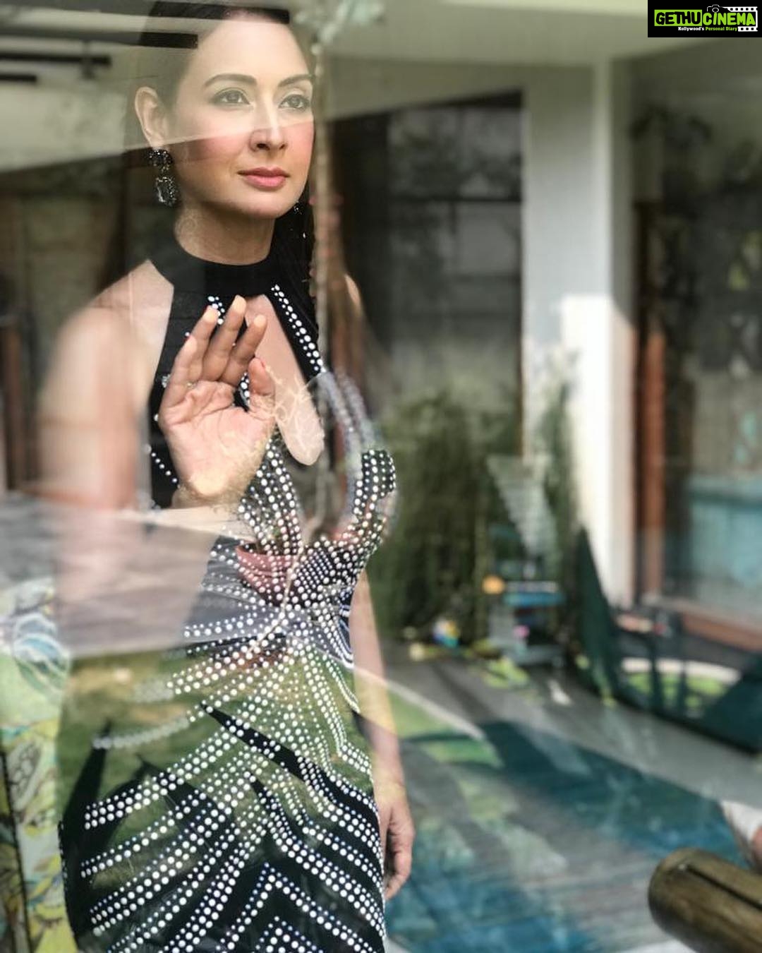 Preeti Jhangiani Instagram - #reflect #imagine #dream