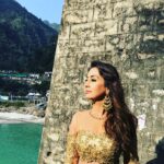 Preeti Jhangiani Instagram - Feels like #heaven on earth #rishikesh #ganges #ganga #song #songshoot @dsouza6486