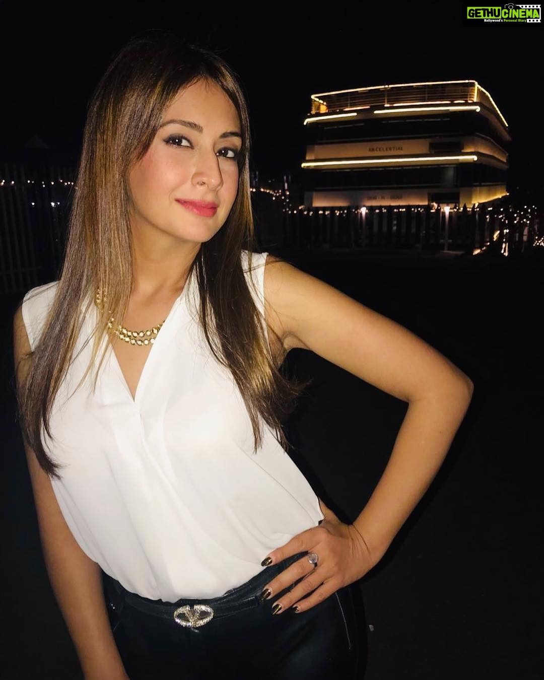 Preeti Jhangiani Instagram - #celestial nights #aboutlastnight Bandra–Worli Sea Link