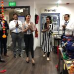Preeti Jhangiani Instagram - Inaugurating the Helping Hand Mela at the @hsbc #hsbc #bandra branch ... Great initiative by Hsbc! All the proceeds from today go towards the #ngo #creativehandicrafts HSBC