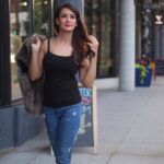 Preeti Jhangiani Instagram - Livin’ la vida loca #lifeiscrazy #enjoy #enjoylife #love #lovelife