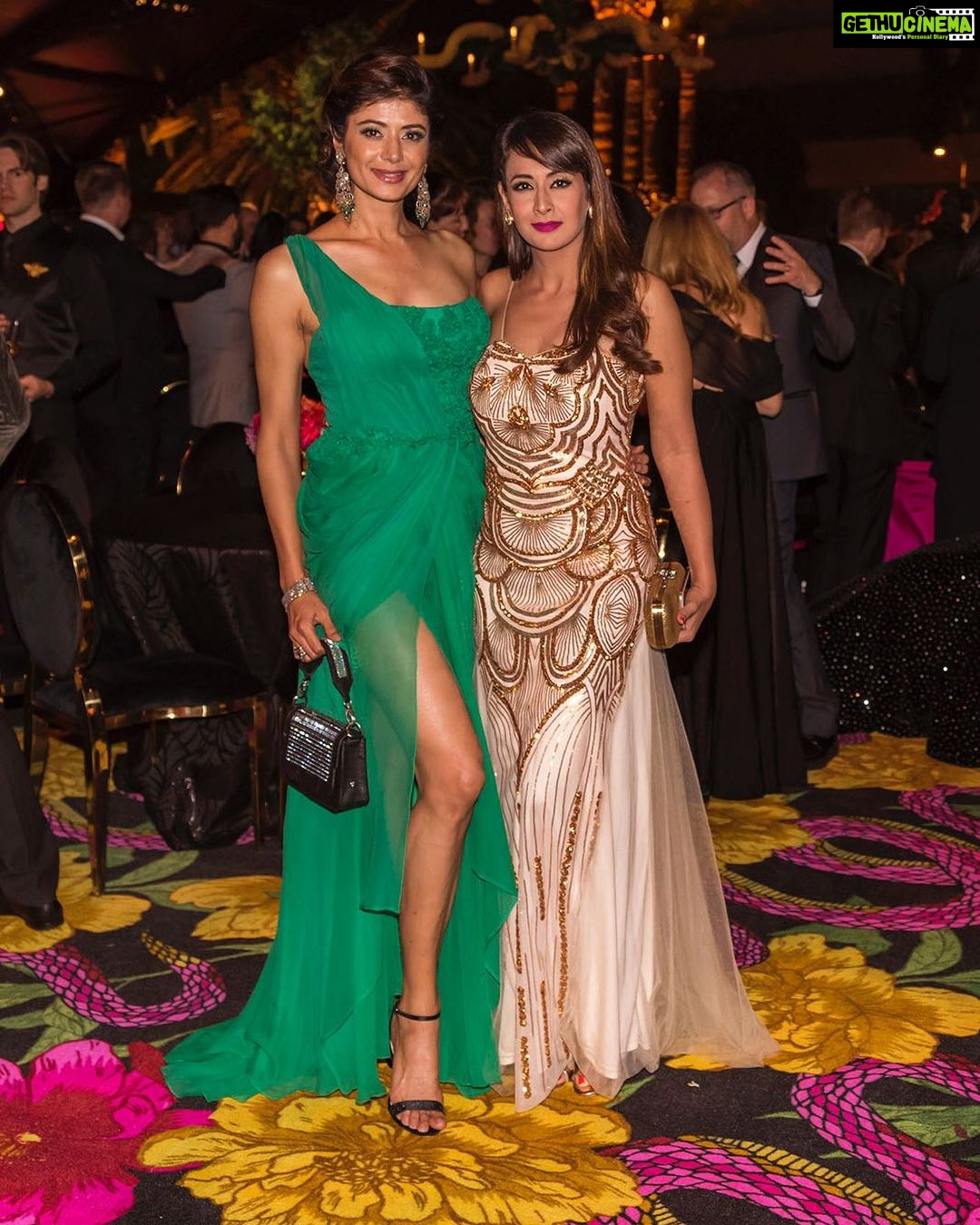 Preeti Jhangiani Instagram - With the lovely @poojabatra the charming @heathlondonjewelry and the amazing author @gshiraz #funtimes #epicnight @hbo #hbo #hbopostemmys #hbopostemmyparty #emmys2018 #emmys #losangeles #pacificdesigncenter