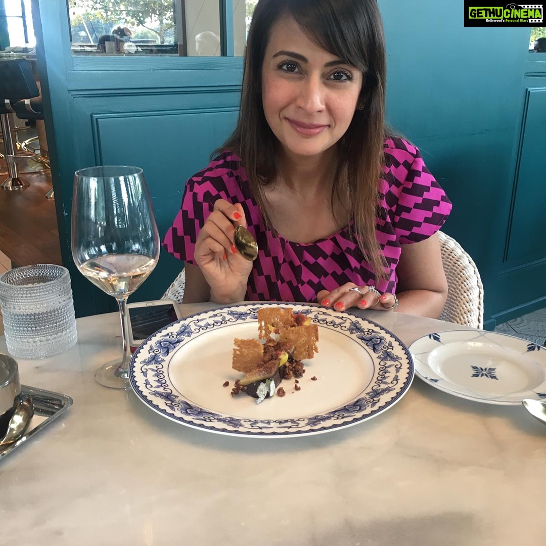 Preeti Jhangiani Instagram - Lunch at #delmar at #thewharf #thewharfdc #washingtondc unbelievable #spanish food #fingerlickinggood