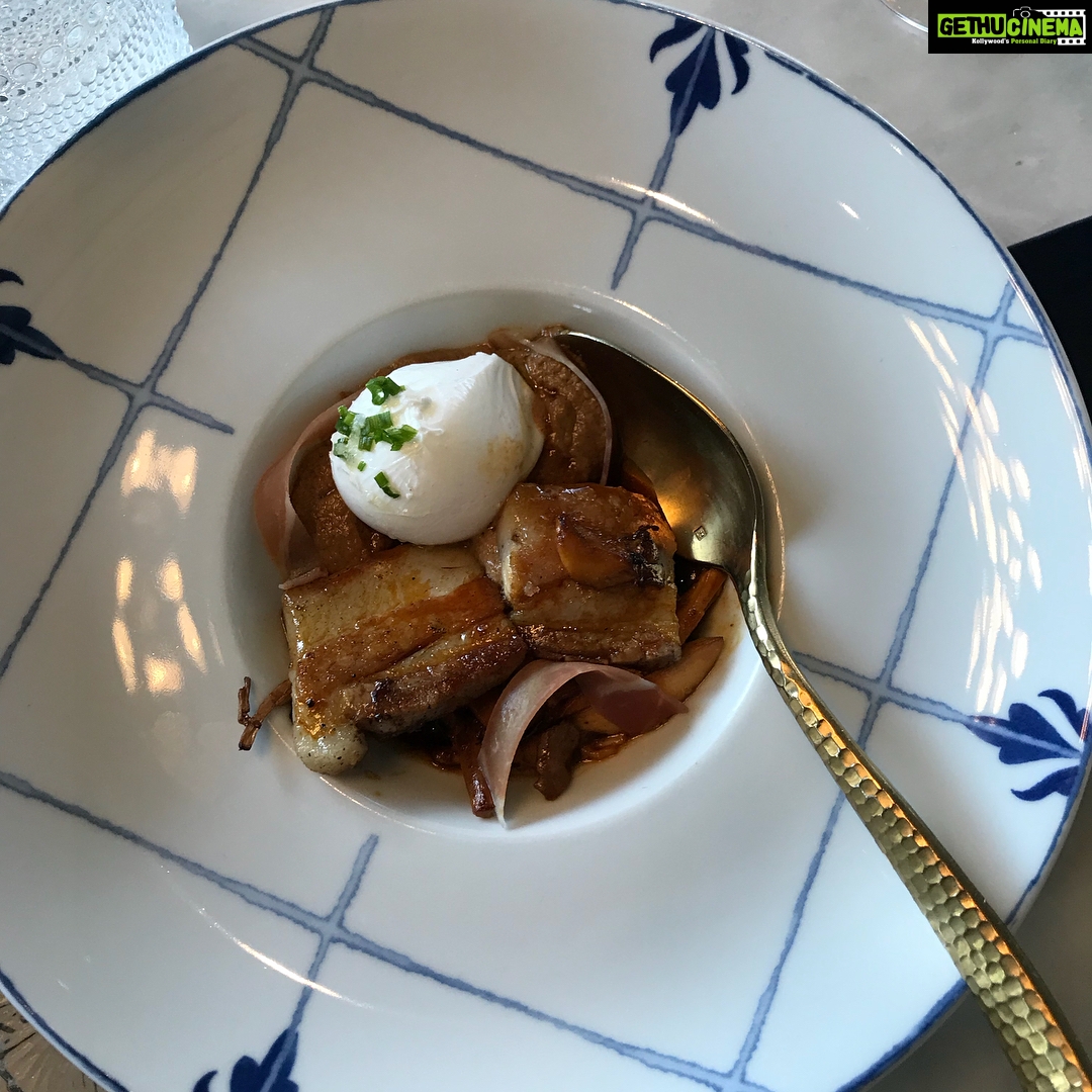 Preeti Jhangiani Instagram - Lunch at #delmar at #thewharf #thewharfdc #washingtondc unbelievable #spanish food #fingerlickinggood