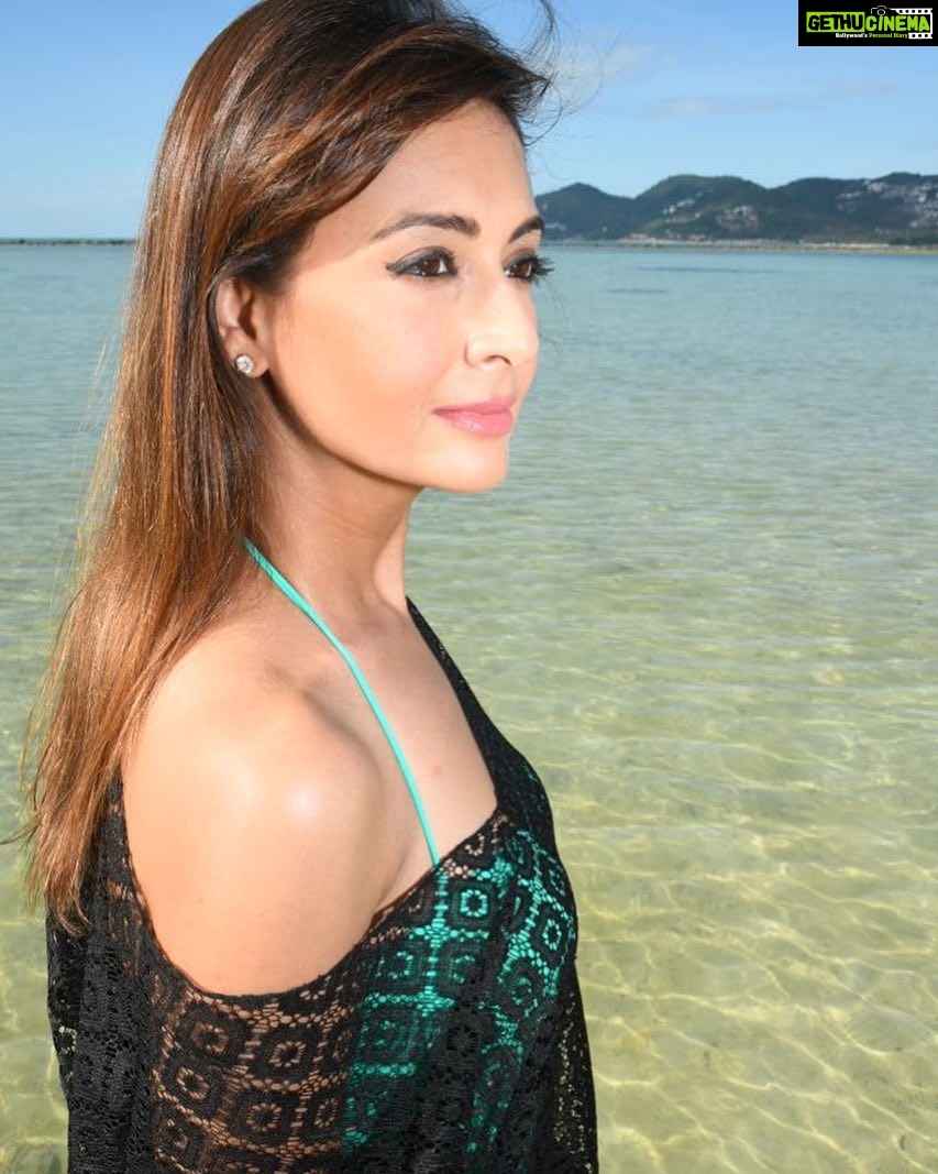 Preeti Jhangiani Instagram - Looking out #sea #sand #sun #thailand #kohsamui Chaweng Beach