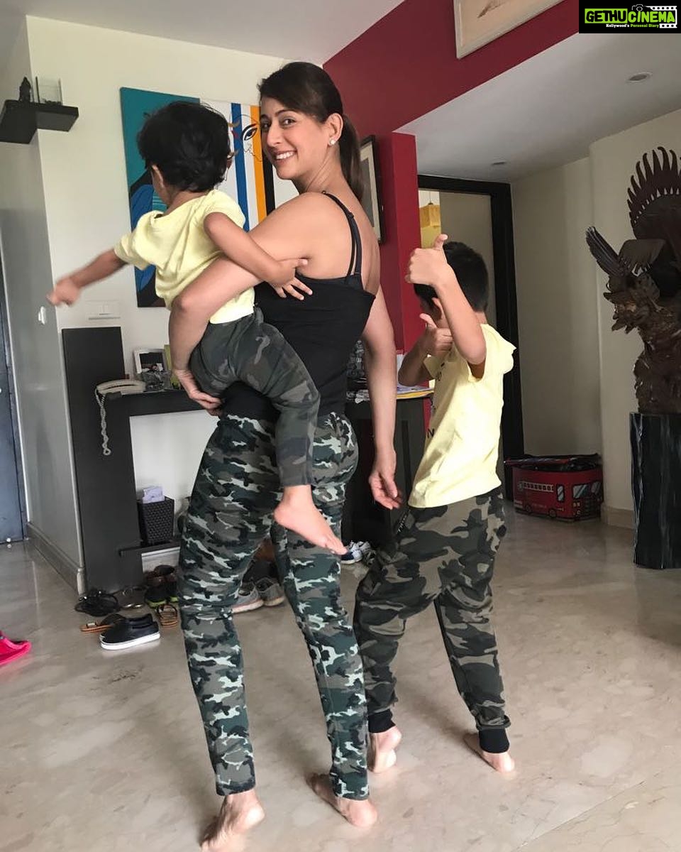 Preeti Jhangiani Instagram - Happy #mothersday to all the #strong and #beautiful #mamas out there! #bestrong #behappy #throwback