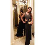 Preeti Jhangiani Instagram - All set and #ready for the #night of #revelry Outfit by the very #talented @adsinghdesigns @ad.singh1 #adsingh #adsinghdesigns #bespoke #metal #net Clutch by @embellishedstories ring by @isharya styled by @gentleman_gaga #weddingdiaries #sangeet be Premium Bodrum