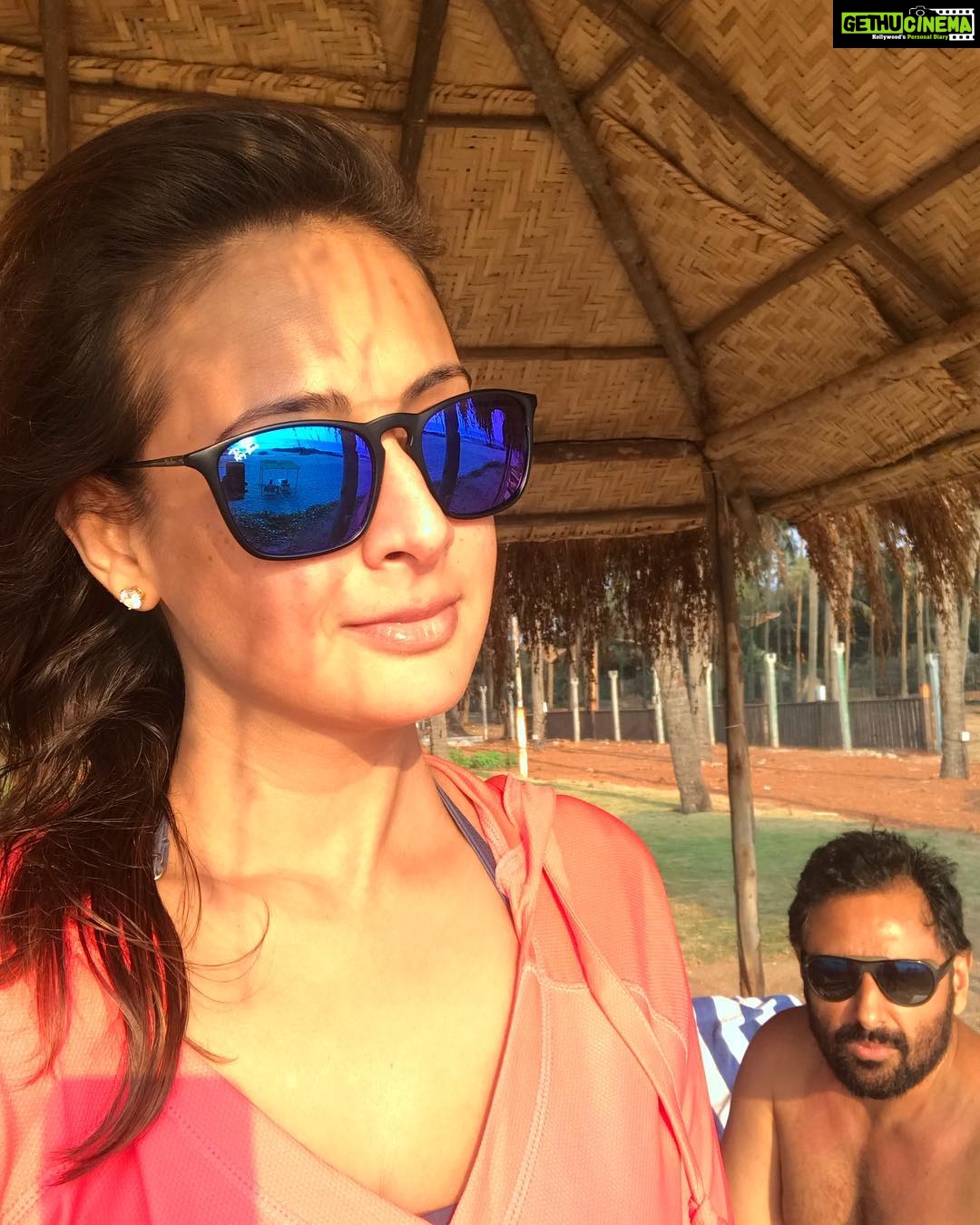 Preeti Jhangiani Instagram - #bliss #beach #beachlife @dabasparvin Por do Sol, Beach Lounge