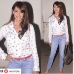 Preeti Jhangiani Instagram - At the @altbalaji screening for #thetestcase which I absolutely loved! @ektaravikapoor #Repost @voompla with @get_repost ・・・ Mohabbatein actress Preeti Jhangiani flashes her pretty smile for our cameras at a screening last night ❤️❤️ FOLLOW 👉 @voompla INQUIRIES 👉 @ppbakshi . #voompla #prertijhangiani #preeti #bollywood #bollywoodstyle #bollywoodfashion #bollywoodactress #mumbaidaily #mumbaidiaries #mumbaiscenes #mumbai #mohabbatein #prettysmile #sweetsmile #lovelysmile #posingpractice #thatsmiletho #thatsmile😍 #posingpretty #prettylady #thosejeans #casualchic #chiclook #desigirl #indianactress #bollywoodactresses #bollywoodstylefile