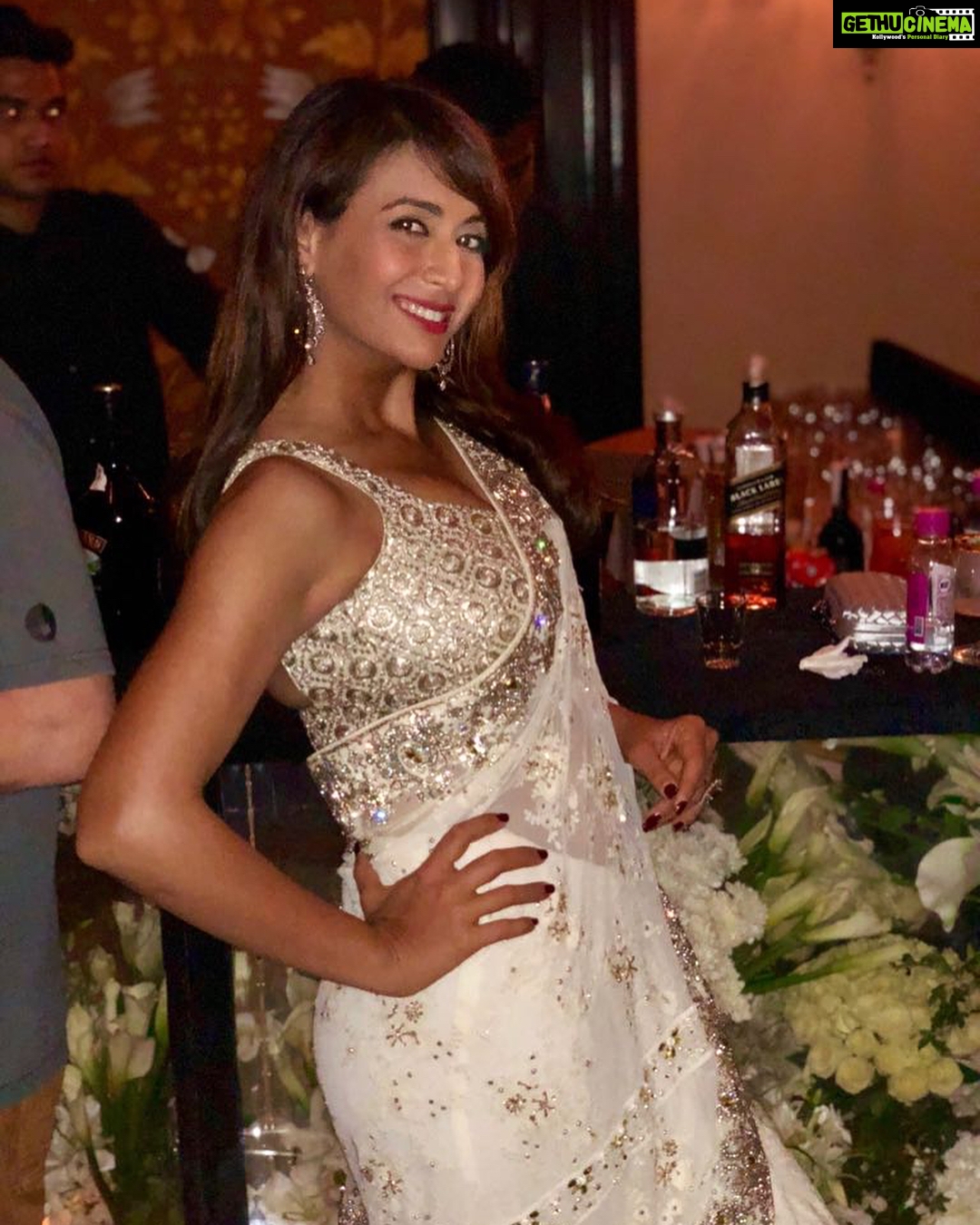 Preeti Jhangiani Instagram - #weddingshenanigans