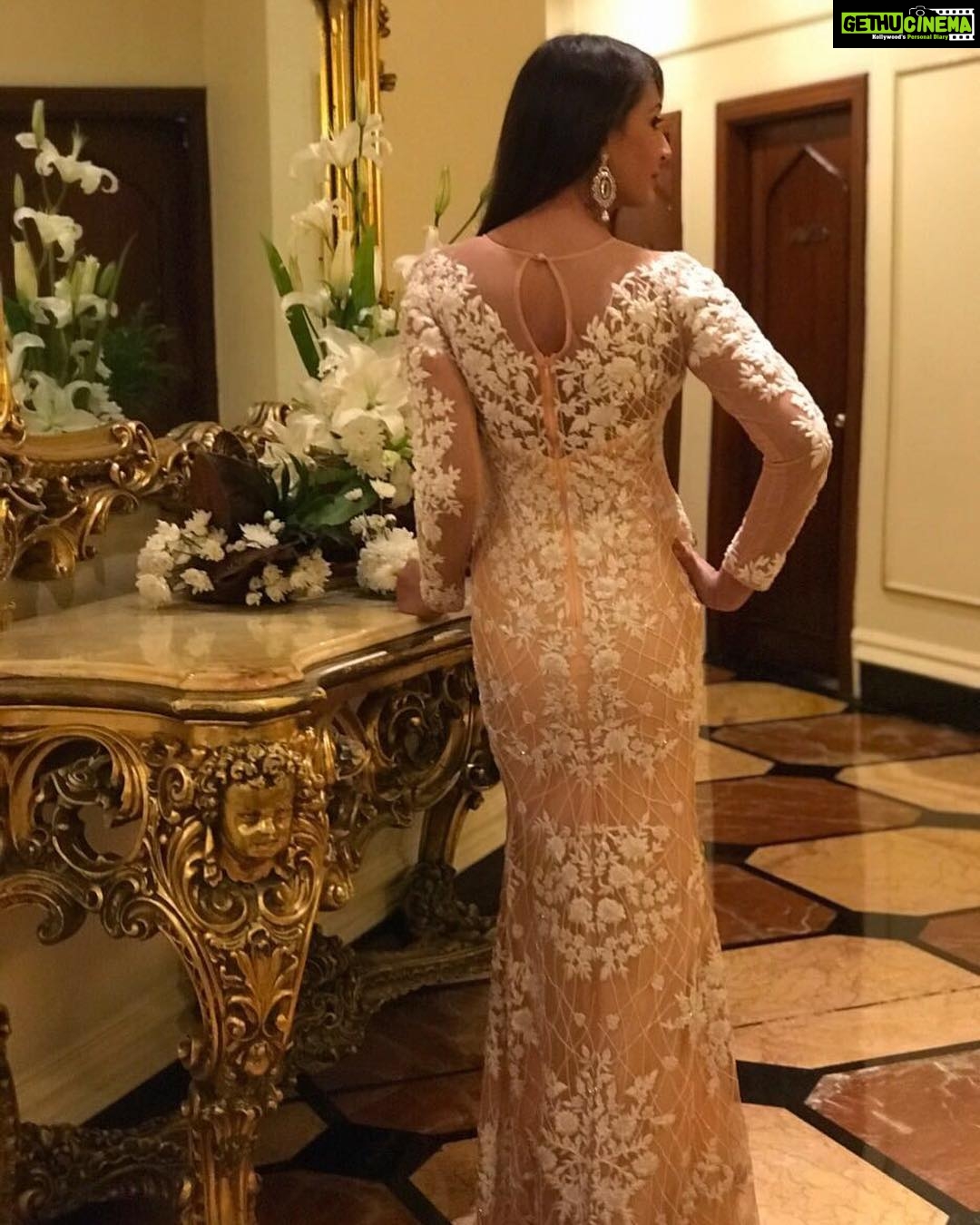 Preeti Jhangiani Instagram - Ditching those lehengas and saris #adsingh #adsinghdesigns #wedding #hyderabad #tajkrishnahyderabad #vintage #vintagestyle #classic #embroidery #pinkandwhite #floraldesign @adsinghdesigns @tajkrishnahyd Taj Krishna, Hyderabad