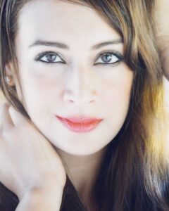Preeti Jhangiani Instagram - Kill them with #success and bury them with a #smile #tuesday #tuesdaymotivation #tuesdaythoughts #tuesdayquotes #portrait #headshot