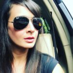 Preeti Jhangiani Instagram - Mandatory car selfie on the way to the airport #workmodeactivated #traveldiaries #filmmahurat