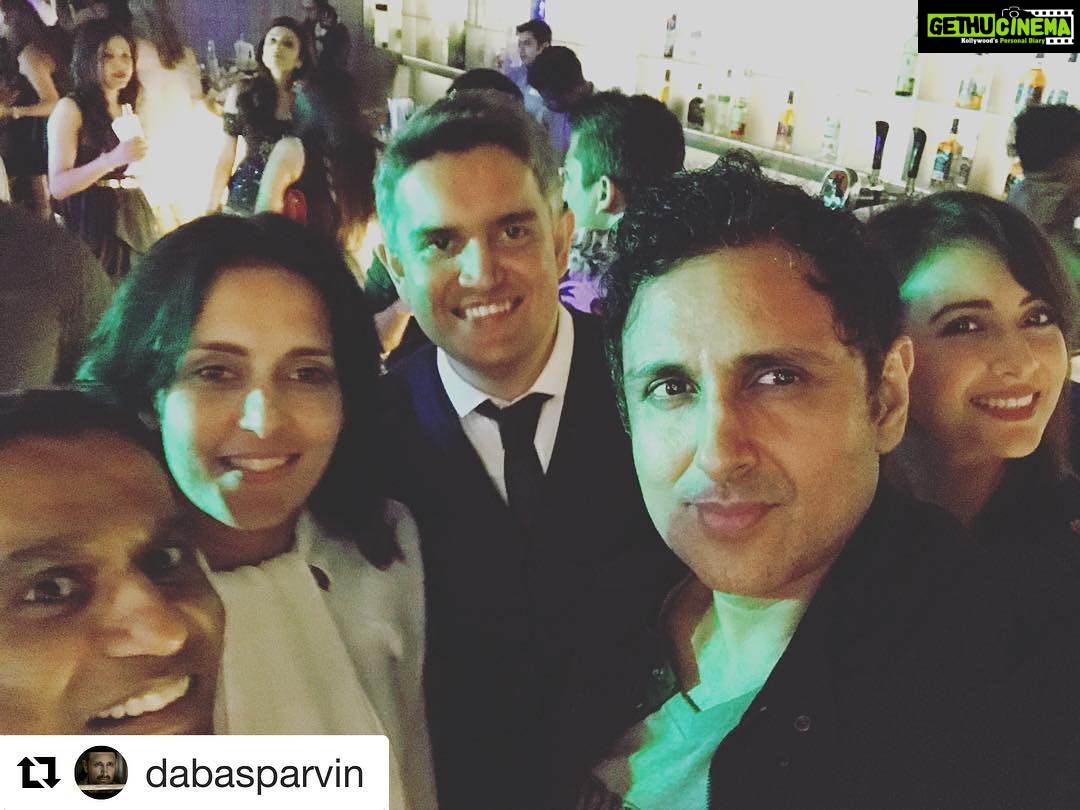 Preeti Jhangiani Instagram - #Repost @dabasparvin (@get_repost) ・・・ Yday nt at @sujay.jairaj & @minalthacker 's 10th #Anniversary with wifey & @vinodshankar03 & @tulipjoshi.in will lk fwd to the party for the 20th ;) #party #actor #actors #actress #bollywood