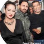 Preeti Jhangiani Instagram - Always some laughs with dear AD😘#lakmefashionweekfinale #olivegarden #adsingholive