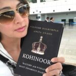 Preeti Jhangiani Instagram - Just finished Kohinoor on the flight to Bhubneshwar.. What a tragic story..# DuleepSingh#kohinoorthe story of theworldsmostinfamousdiamond#williamdarlymple#anitaanand#sikhcourage Bhubaneswar - Smart City