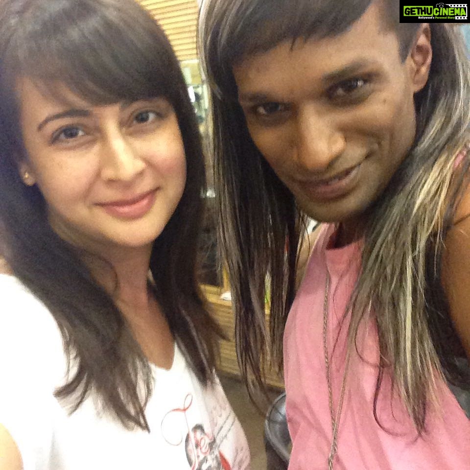 Preeti Jhangiani Instagram - With my favourite @eltonsteve Thank you for a fab haircut yet again!!#naliniyasmin #bandrawest