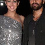 Preeti Jhangiani Instagram - #flashback#ilovesilverandgolddresses#thesindhiinme😆