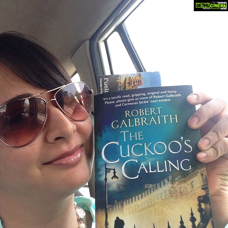 Preeti Jhangiani Instagram - Book for the Road!#delhi#jkrowling#ilovereading
