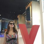 Preeti Jhangiani Instagram - Feels like entering a different world… @vhoteldubai @hiltondubaiahc @habtoorpalace @the44dubai @reddotreps #dubai #dubailife #vhoteldubai #habtoorpalace #hiltondubaiahc V Hotel Dubai