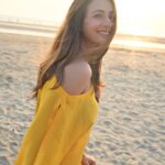 Preeti Jhangiani Instagram - Beachy days come back again… Shot on @nikonindiaofficial #nikonz9 #nikonphotography Co ord set : @thepeachsummer