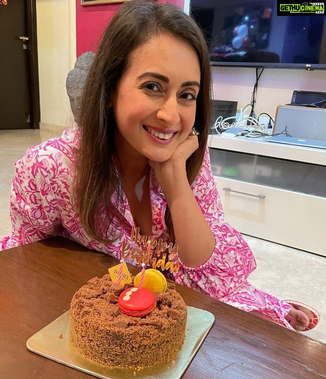 Preeti Jhangiani Instagram - Thank you everyone for all the love for my birthday ❤️ Overwhelmed with gratitude 🙏